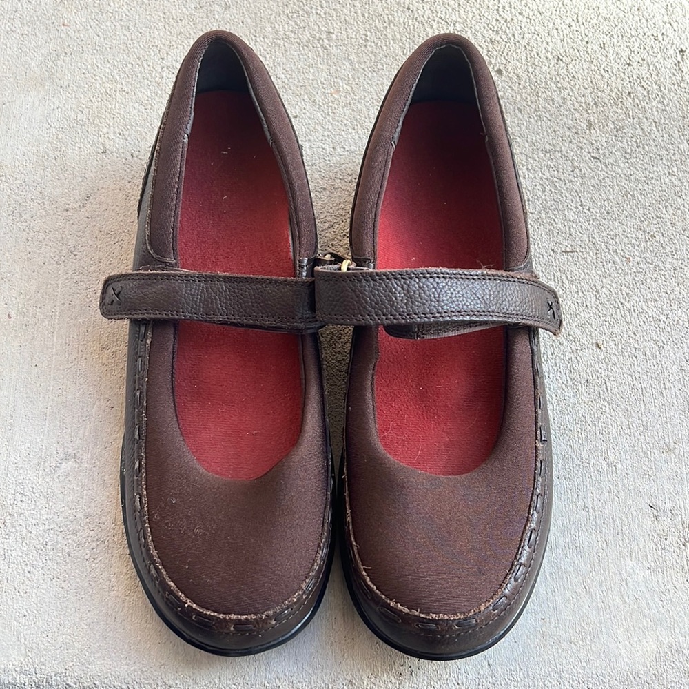 Aetrex shoes